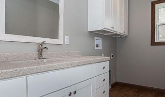 6042 Seven Springs Dr, Asbury, IA 52002