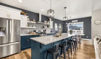 928 N Greenwillow Ln, Ammon, ID 83401