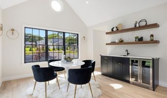 91 Carr Ln, Jamestown, RI 02835