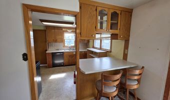 418 N Lloyd St, Aberdeen, SD 57401