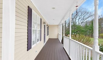 226 Tower Hill Rd, Cumberland, RI 02864