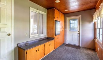 1187 Sandridge Rd, Alden, NY 14004