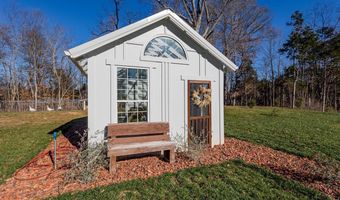 9154 Woodburn Allen Springs Rd, Alvaton, KY 42122