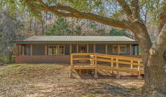 203 Thomas Rd, Athens, LA 71003