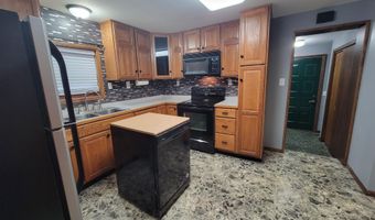 615 N 3rd St, Aberdeen, SD 57401