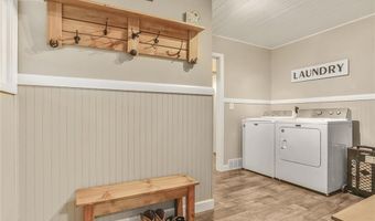 20440 147th St, Basehor, KS 66007