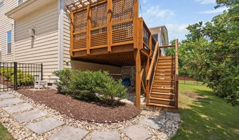 2712 Lake Waccamaw Trl, Apex, NC 27502