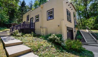 17 E Stillwater Ave, Beverly Shores, IN 46301