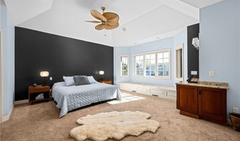 85 Galileo Dr, Amherst, NY 14221