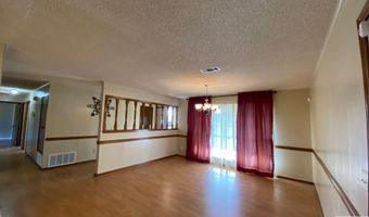 507 E Fannin St, De Kalb, TX 75559