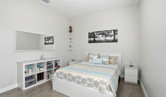 17040 Serengeti Cir, Alva, FL 33920