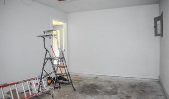 801 SE 6th St, Antlers, OK 74523