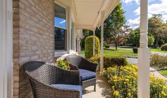 8 BRIGHTWOOD Dr, Hagerstown, MD 21740