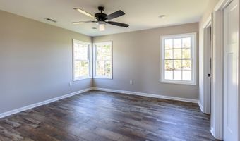 413 North Ave, Appomattox, VA 24522