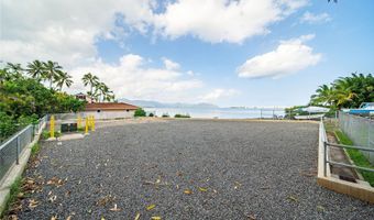 44-646 Kaneohe Bay Dr, Kaneohe, HI 96744