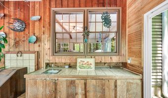 59 Indian Hill Rd, Canton, CT 06019