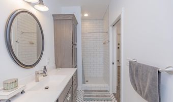 171 Linden Dr. A, Arnolds Park, IA 51331