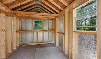 3831 N VERNON St N, Arlington, VA 22207