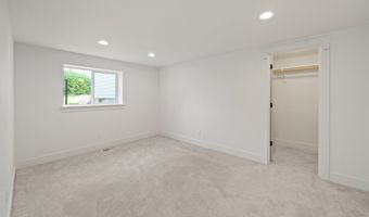 19753 SW SERAH St, Beaverton, OR 97007
