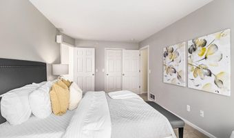 2756 Barclay Way, Ann Arbor, MI 48105