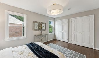 3836 BRIGHTON Ct, Alexandria, VA 22305