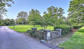 69 Nayatt Rd, Barrington, RI 02806