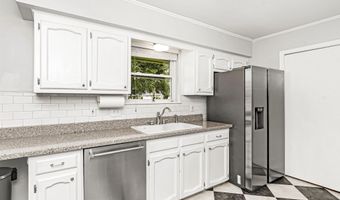 4112 Pine Park Dr, Baton Rouge, LA 70809