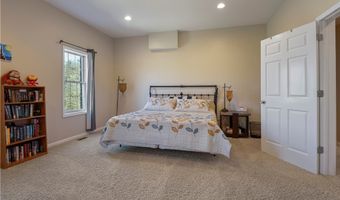 197 Saint Andrews Dr, Barboursville, WV 25504