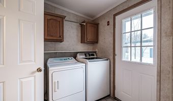 3 Windsor Dr, Alfred, ME 04002