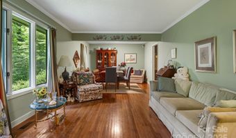 6 Brook Forest Dr, Arden, NC 28704