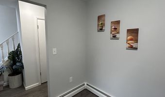 111 Sutton Pl 111, Bloomfield, CT 06002