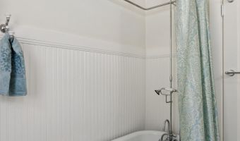 1300 Regent St, Alameda, CA 94501