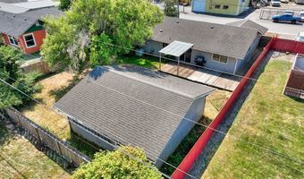 388 TANBARK Rd, Brookings, OR 97415
