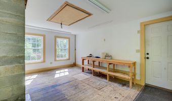 2 Hill Rd, Chatham, NH 03813