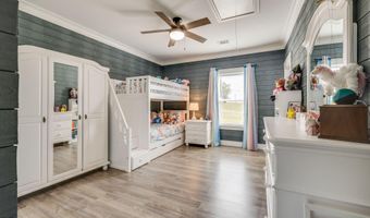 1600 Mary Lamons Rd, Afton, TN 37616