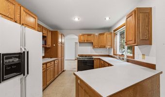 615 SW SEABIRD Dr, Bandon, OR 97411