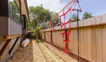 48 California Ave, Arcata, CA 95521