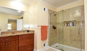 5153 WESTBARD Ave 15, Bethesda, MD 20816