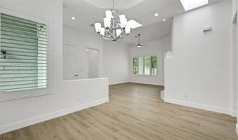 2265 Lauren Dr, Las Vegas, NV 89134