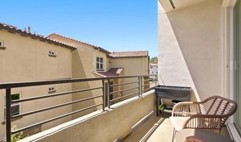 2572 S Escondido Blvd 808, Escondido, CA 92025