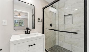 4000 HAZELWOOD Rd, Adamsville, AL 35005