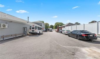 25 Grand Ave, Cumberland, RI 02864