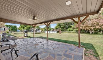 119 N Main St, Alburtis, PA 18011