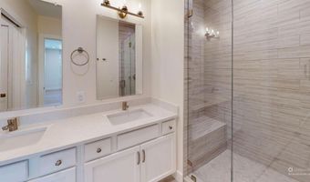 1 Longview Dr 205, Atkinson, NH 03811