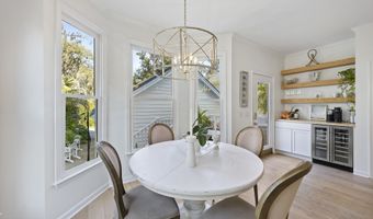 107 Bryan Dr, Beaufort, SC 29902