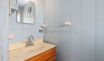 1227 Mowai St, Kailua, HI 96734