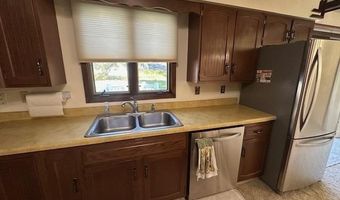 51 Elm Blvd, Babbitt, MN 55706