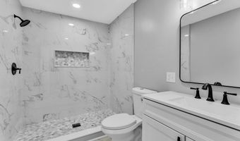 701 E Fourth St, Adel, GA 31620