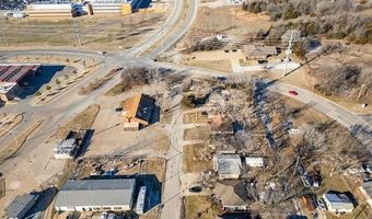 1840 SW Frank Phillips Blvd, Bartlesville, OK 74003