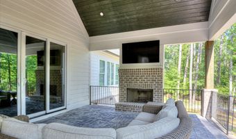 1199 Pawnee Dr, Lincolnton, GA 30817
